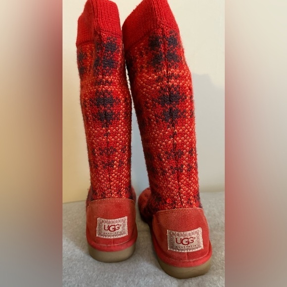 Ugg 1877 Carly Jester plaid red sweater boots size youth 3 - Picture 2 of 5